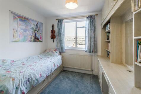 Coach House - Bedroom 3
