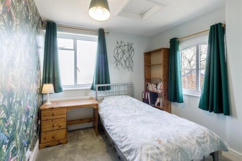 Coach House - Bedroom 4