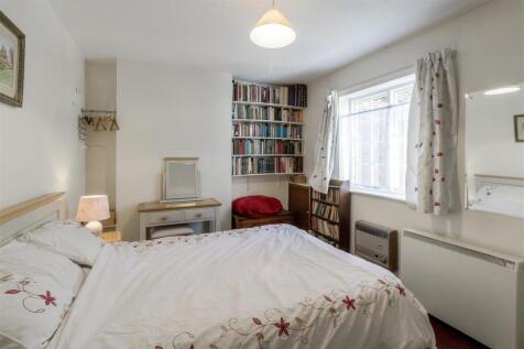 Flat 5 Bedroom