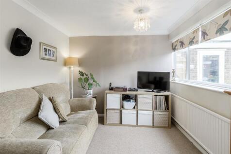 Sitting Room (potential ground floor bedroom)