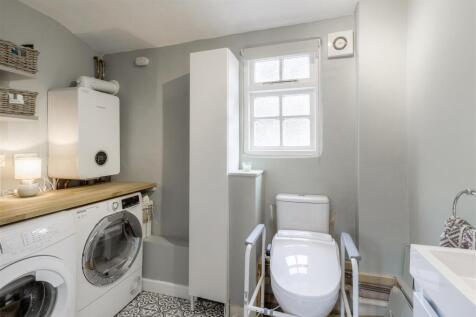 Utility/Cloakroom