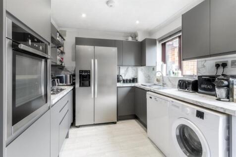 Medway Drive kitchen