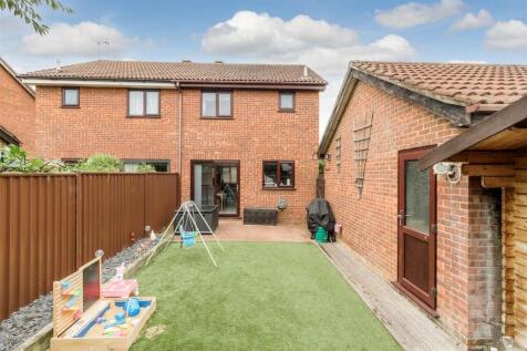 Medway rear garden