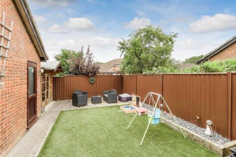 Medway Drive rear garden2