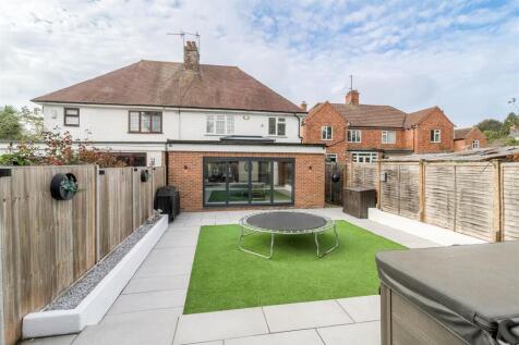 28 Hardwick Road 015.jpg