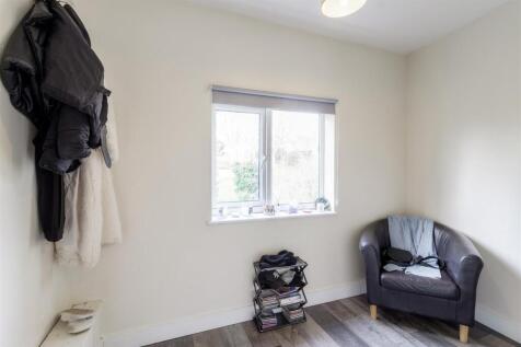 Brook Street second bedroom x2