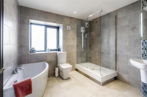 Bathroom Suite