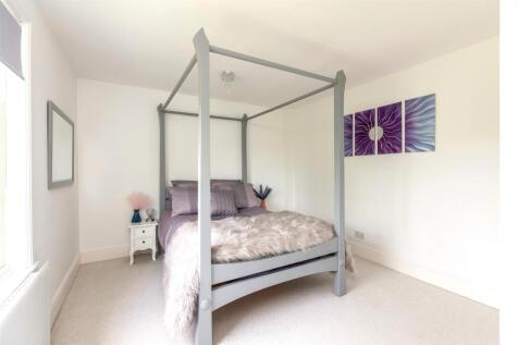 11 - Bedroom 3.jpg