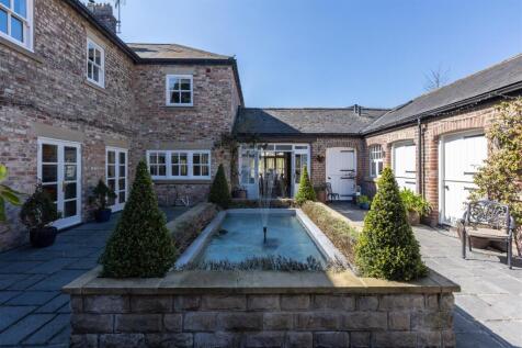 Grooms Cottage External-16.jpg