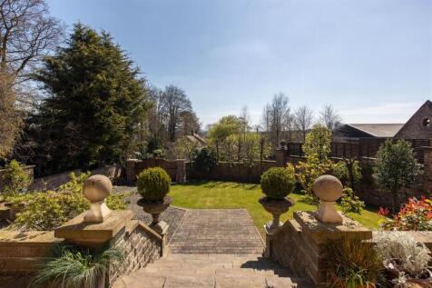 Grooms Cottage External-9.jpg