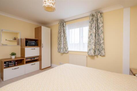 7 Pipers Acre-4.jpg