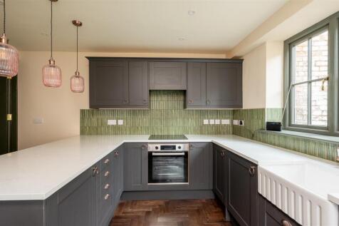 9_Burgate-17[1].jpg