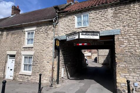 42b Hungate.jpg