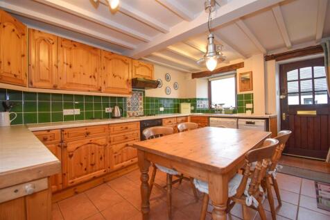 Farmhouse Dining Kitchen