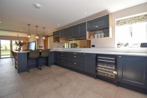 Malvern Kitchen c.jpg