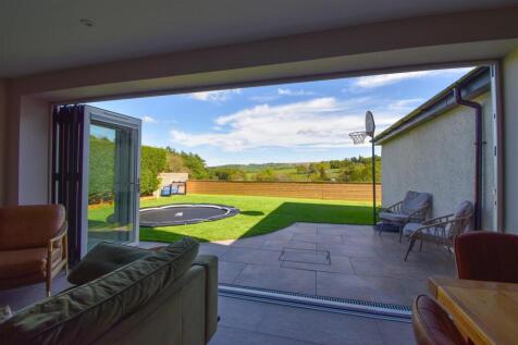Malvern Patio b.jpg