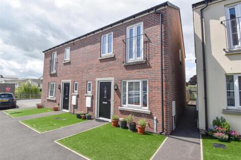 2 Albion Close a.jpg