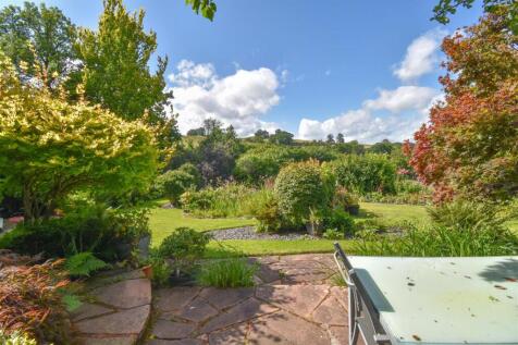 Brandscroft Garden E.jpg