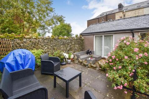 Hawthorn Cottage Rear Garden b.jpg