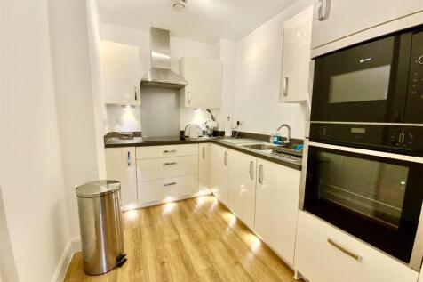 Separate kitchen