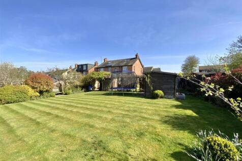 Large Rear Garden
