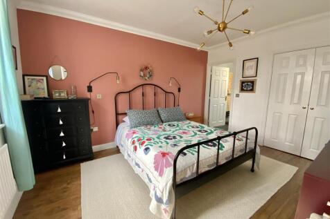 Bedroom 1 (Second Floor)