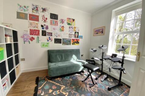 Bedroom 5/ Reception Room (First Floor)