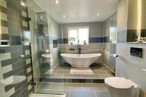 Large Bathroom