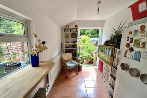 Breakfast Room