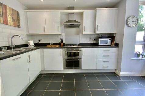 Kitchen/ Breakfast Room
