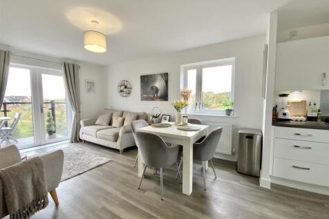 Living room/dining room
