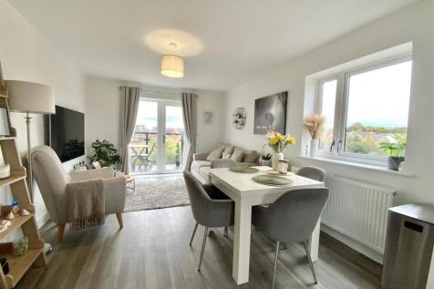 Living room/dining room