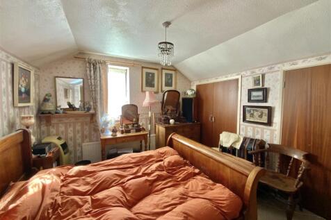 Bedroom 3  (first floor)