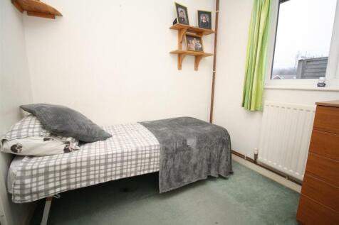 108 Melrose bedroom 3a.JPG