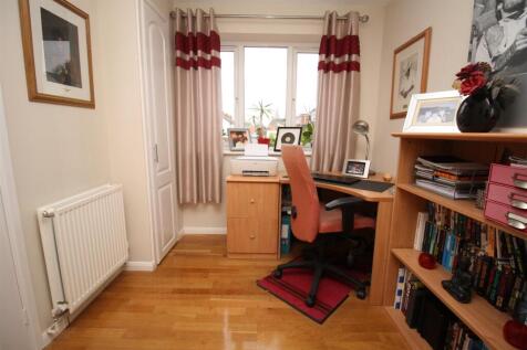 study/bedroom 4