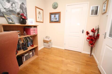 study/bedroom 4