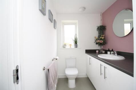 Toilet/Utility
