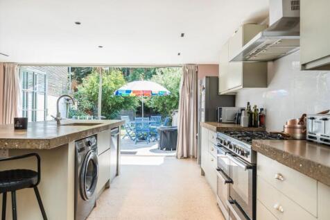 Property Image 9