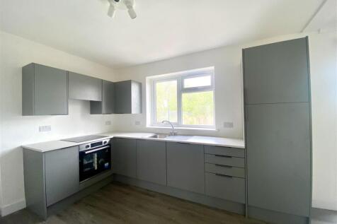 KITCHEN 2.jpeg