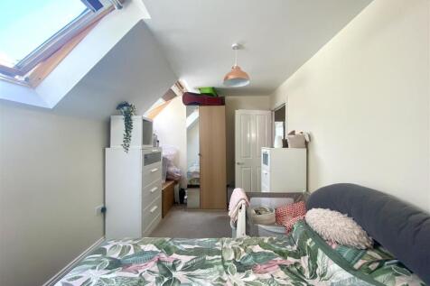 BEDROOM 3.jpeg