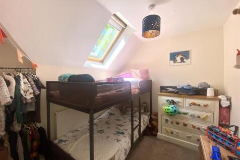 BEDROOM 5.jpeg
