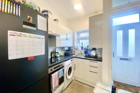 KITCHEN 5.jpeg