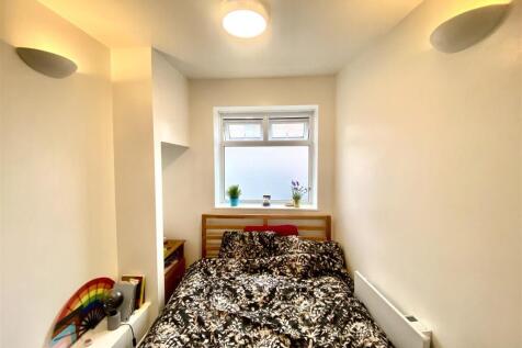 BEDROOM 4.jpeg