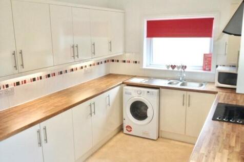 FITTED KITCHEN.jpg