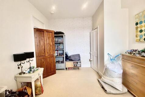 BEDROOM 4.jpeg