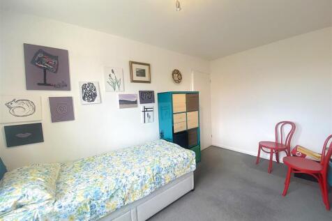 LAST BEDROOM .jpeg