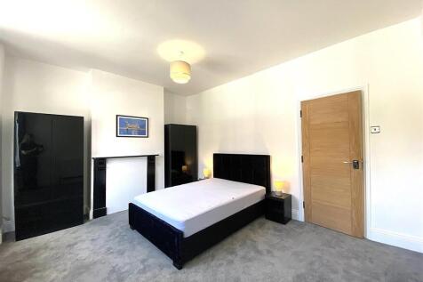 BEDROOM 3.jpg