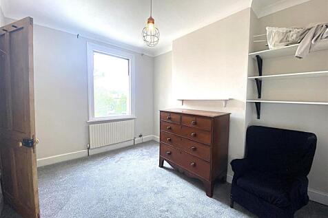 BEDROOM 3.jpg