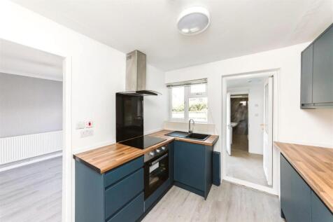 KITCHEN 2.jpg