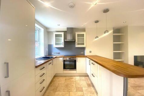 KITCHEN 2.jpeg